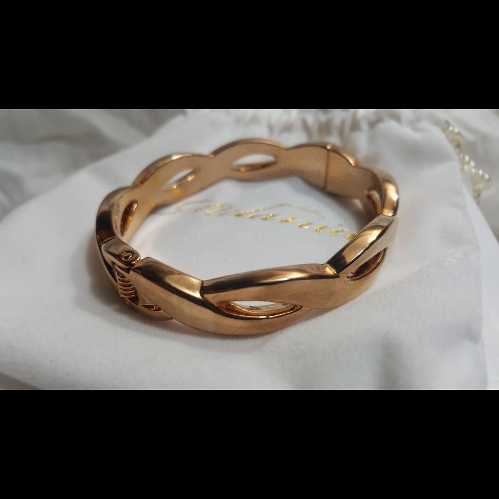 Melania Trump bracelet - Picture 3 of 8
